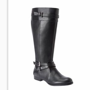 NWT  Genuine Leather Boot Black 8.5M Comfortview.